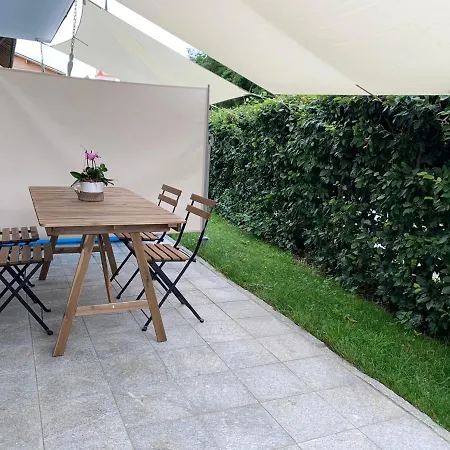 Garten Mit Terrasse Apartamento